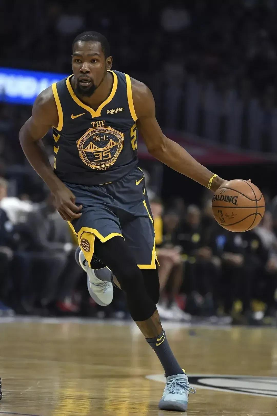 乐部在谈判 乐部在谈判