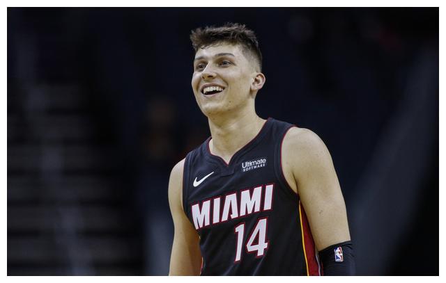 无球跑动打 无球跑动打