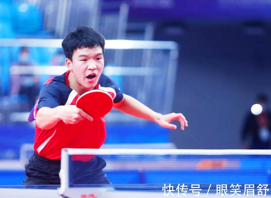 一纸官宣打 一纸官宣打